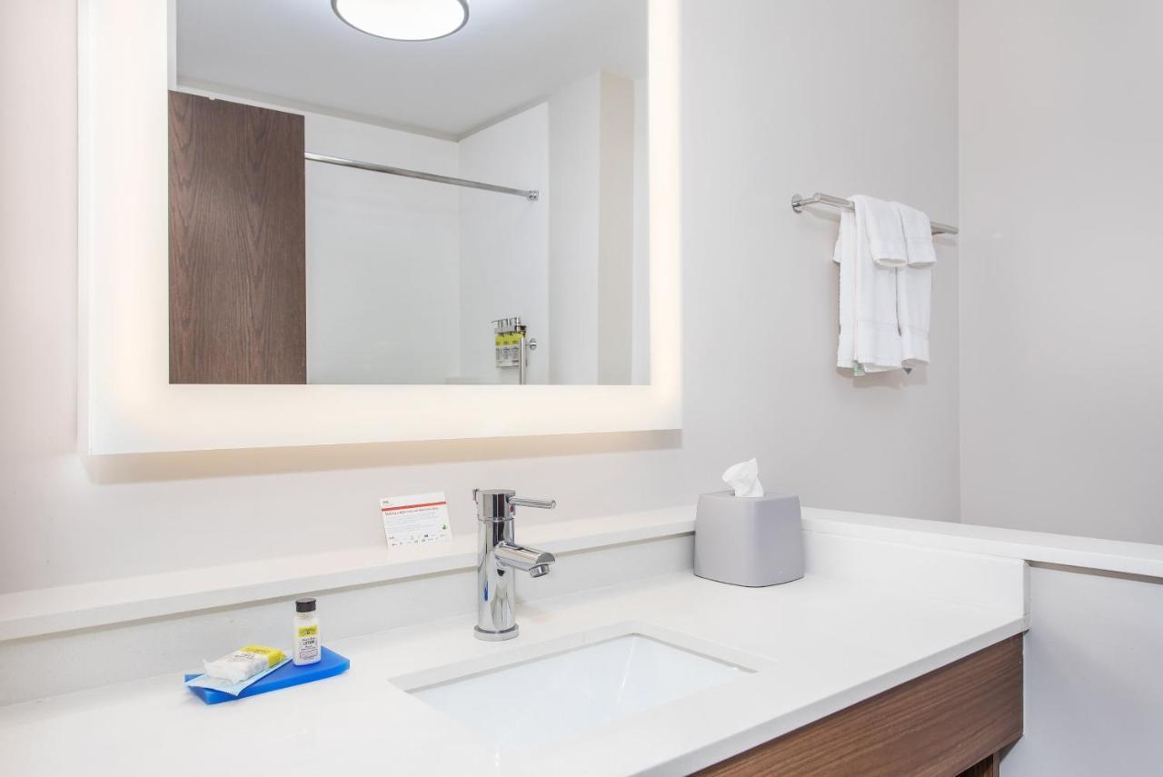 Holiday Inn Express Williamsburg By Ihg Eksteriør billede