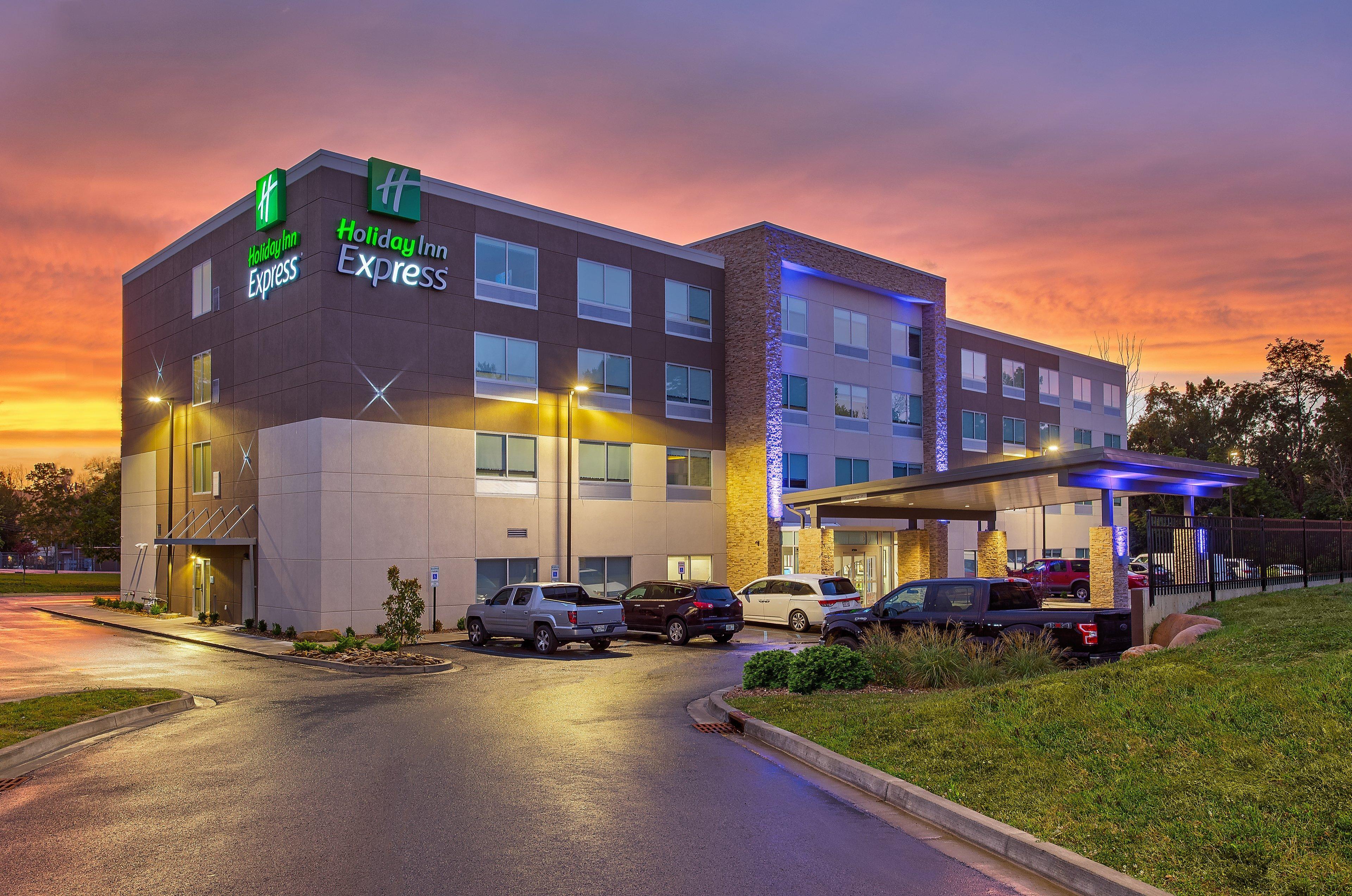 Holiday Inn Express Williamsburg By Ihg Eksteriør billede